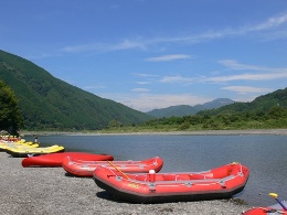 rafting1.JPG