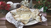 写真：とろとろラクレットチーズ　～魚介とキノコのホイル包み～※12/11～12/23（平日ディナー）、12/24（ディナー）